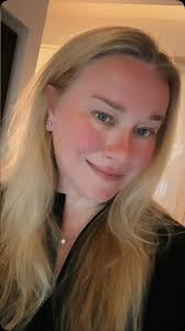 Betsy P Elizabeth Carter