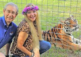 Murder, mayhem and madness (titled onscreen as simply tiger king) is a 2020 american true crime documentary streaming television miniseries about the life of zookeeper joe exotic. Carole Baskin Of Tiger King Gets Her Own Show The New York Times