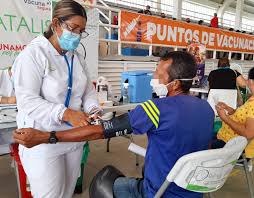 Ashish jha, decano de la escuela. Is1ua4ns6q8d7m