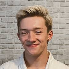 Renee Nutter's Instagram, Twitter & Facebook