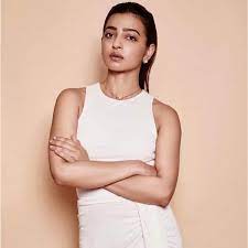 Radhika apte is a perfect example of beauty with brains. Wmokliszjr Gym