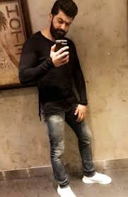 Pin By Rayan Abd On Saif Nabeel Mens Tops Men Singer