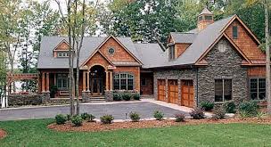 The total square footage is 1600 including a 240 square foot garage. 4 Bedroom House Plans With 3 Car Garage