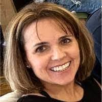 Carmela Farris's Instagram, Twitter & Facebook