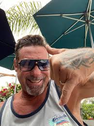 Sean Core (@sean.core.142) • Facebook