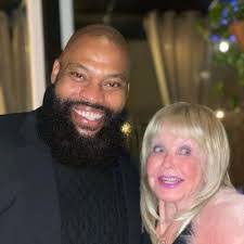 Harold Hogue's Instagram, Twitter & Facebook