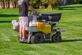 Lawn love is a modern, delightful lawn care experience for the best mowing service. Lawn Service Near Me Elkhart Fertilizing Grass Guru