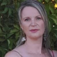 30+ perfiles de «Maria Pilar Vega»