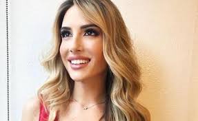Giorgia rossi (roma, 5 giugno 1987) è una giornalista e conduttrice televisiva italiana. Giorgia Rossi Eta Altezza Peso Chi E La Sexy Giornalista Caffeina Magazine