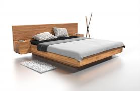 Hier schläft es sich nicht nur gut, auch im wachen zustand lässt es sich hier famos natürlich sind dir in der auswahl deines neuen betts in 200x200 cm keine grenzen gesetzt. Eiche Designerbett Monte Carlo 200x200 Cm Mit Integrierten Nachtkasten Schoner Schlafen Schlaffreude Com