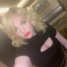 Melissa Secor's Instagram, Twitter & Facebook