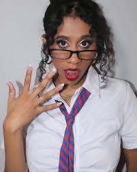 I was never the girl next door -Bettie page Svmmon @ Talon bar 12/10/26 📸:  @asia.cannxn @found.eric • • • #leather #lace #gothnightclub #brooklyn  #fetishwear