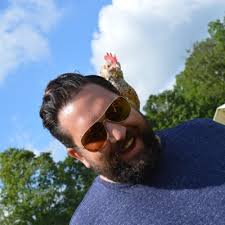 Aaron Putka's Instagram, Twitter & Facebook