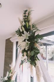 Tv personality sam newman said a tearful farewell to his wife amanda brown along with 20 guests at a small chapel in brighton east, in melbourne's eastern suburbs, on thursday Wedding Flowers Melbourne In Full Bloom South Melbourne