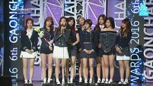 Twice Wins Digital Artist Of The Year For Tt Cheer Up 6th Gaon Chart Music Awards 2017_images 1