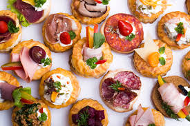 как накрыть стол на день рождения ребенка 10 лет Detskij Prazdnichnyj Stol Na Den Rozhdeniya Menyu Oformlenie Recepty S Foto