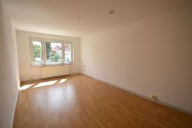 Besondere highlight`s der wohnung ist das große wannenbad mit echtglasdusche. 1gm0teao9klt8m