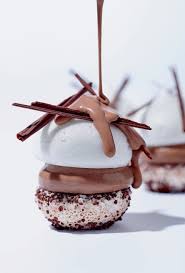 Les Recettes Du Meilleur Patissier Du Monde Reunies Dans Un Livre Le Meilleur Patissier Recette Patissiere Gateau Meilleur Patissier