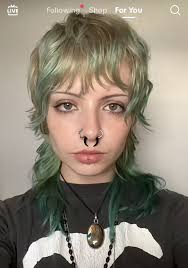 Lisa Ferron (lisaferron1990)