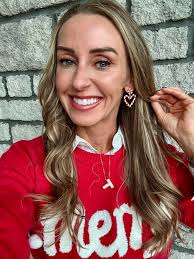 Hello Candy Cane Lane! ❤️🤍 These adorable earrings are the perfect holiday  accessory! Grab a pair today for $18