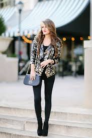 How To Wear Sequin Blazer 15 Amazing Outfit Ideas Fmag Com In 2020 New Years Eve Outfits Eve Outfit Trendy Party Outfits