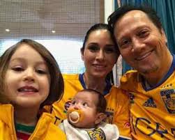 Debra Puth (Mother of Charlie Puth) Wiki, Biography, Age, Boyfriend,  Family, Facts and More