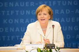November 2005 gibt angela merkel als frisch gewählte kanzlerin im bundestag ihre erste regierungserklärung ab. Konrad Adenauer Stiftung Geschichte Der Cdu Angela Merkel