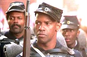 Here is a classic film 🎥 starring Russell Crowe. Oliver Reed.in GLADIATOR.  With a Great cast in this brilliant movie. I Enjoyed this movie. What are  your thoughts my friends