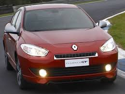 Renault Fluence Gt Is On Display At The Sao Paulo Motor Show Renault Brazil Has Launched The Fluence Gt With Prices From 7 Renault Fluence Latest Cars Renault
