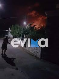 Στην ίδια περιοχή υπήρχε πυρκαγιά και πριν από δύο μέρες και μέχρι στιγμής δεν διευκρινίζεται εάν πρόκειται για. Eyhpnta7w8y Qm