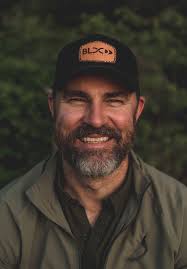 The Ryan Waters Band is no stranger to small-town life and real country  living. Inspired by his roots, Ryan made a splash with “Creek Don't Rise,”  quickly driving new fans to social