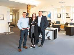 Bankkaufleute sind in allen geschäftsbereichen der. Villingen Schwenningen Reprasentative Raume Fur Studio Villingen Schwenningen Umgebung Schwarzwalder Bote