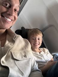 Scott Cossey's Instagram, Twitter & Facebook