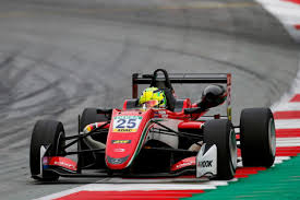 Follow your favourite f1 drivers on and off the track. Formel 3 Autos 2018 Fahrer Mick Schumacher News Autobild De