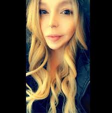 Little performer me, watching big performer me is so filled with joy with  how far we've come 🥹✨ As little children we're so good at instinctually  knowing what we are passionate about