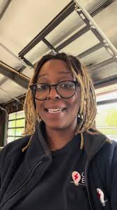 Crossover Episode: Ebony S Consulting & Cassy Electric