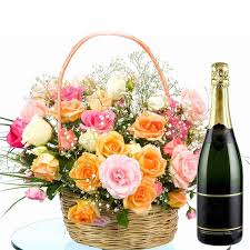 Here are the 6 best gift shops in the usa. Roses With Wine Send Gifts To Hyderabad From Usa Gifts To Hyderabad India Same Day Delivery Online Birthday Gifts Delivery In Hyderabad Online Birthday Gifts Christmas Gifts For Kids Birthday Gift