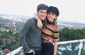 The 7 Cutest Celebrity Couples This Valentine S Day Tigerbeat