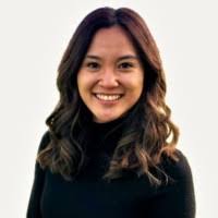 30+ "Laura Sim" profiles