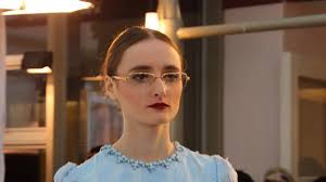 Kacamata Model Seperti Ini Harganya Mencapai Puluhan Juta, Kok Bisa?