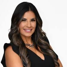 670 La Mesa Dr, Salinas, CA 93901