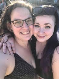 How to keep homemade bread crusty and fresh while traveling?