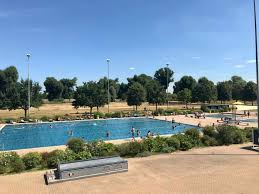 Freibader In Dusseldorf 2019 Preise Offnungszeiten Und Ausstattung