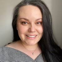 Kate Spacey (@Pod_in_heels)