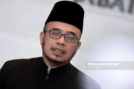 Ini kerana ada beberapa perkara yang perlu diambil tindakan lanjut. Kepala Surat Kementerian Tidak Wajar Untuk Urusan Selekeh Dr Maza