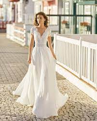 Halia De Rosa Clara Collection 2021 Disponible Chez Louise Mariage Louisemariage Rosa Robe De Mariee Robe De Mariee Rosa Clara Robe De Mariee Haute Couture