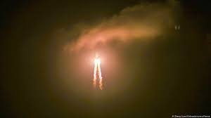 Astronauts will land in an emergency. China S Rocket Uncontrolled Unpredictable Return Home Science In Depth Reporting On Science And Technology Dw 04 05 2021