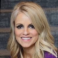 Jamie Bond's Instagram, Twitter & Facebook