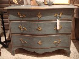 5 Of The Best Ways To Update French Provincial Furniture Antique Buffet French Provincial Furniture Painting Furniture Diy