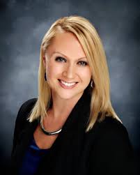 Liz Noe's Instagram, Twitter & Facebook